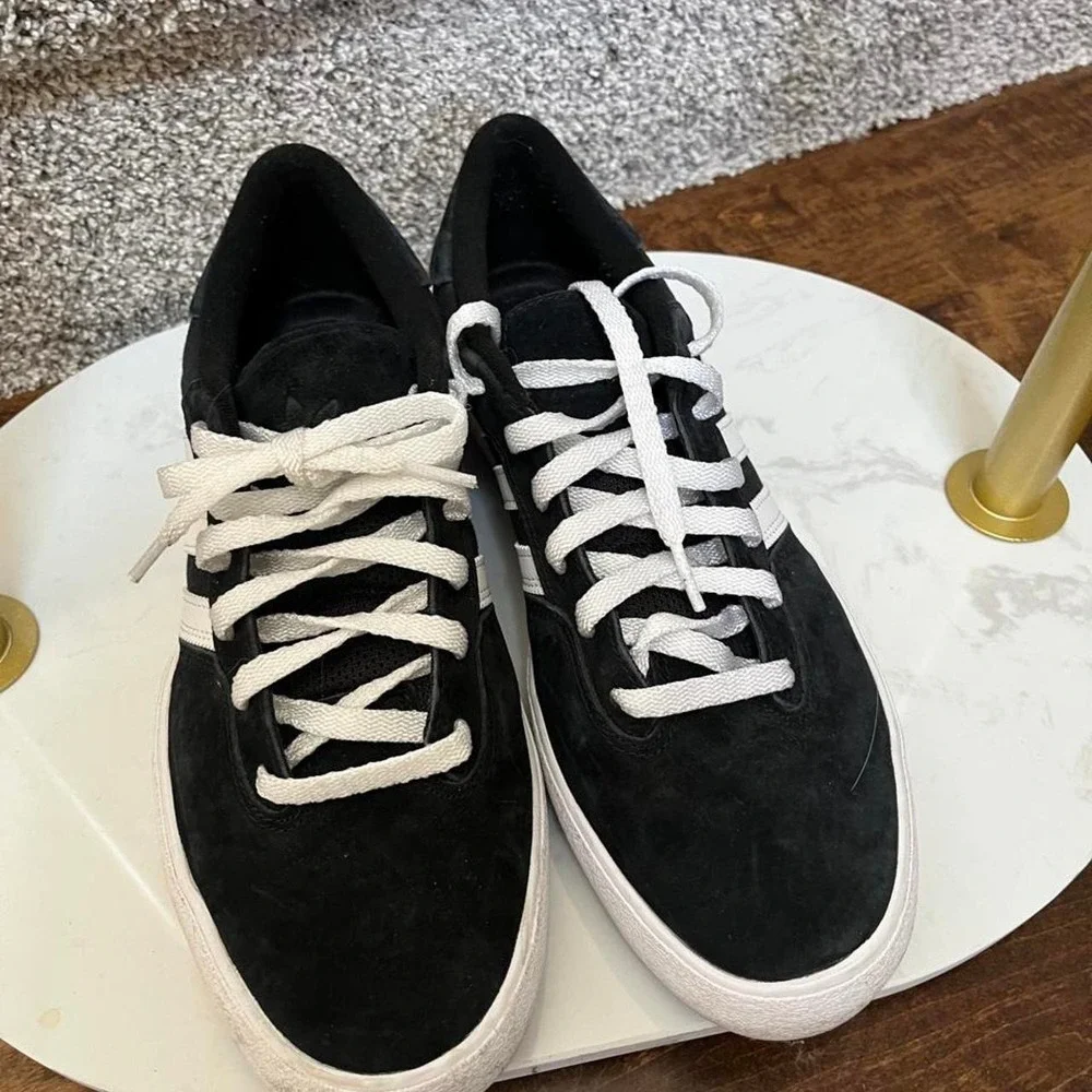 N/A adidas matchbreak